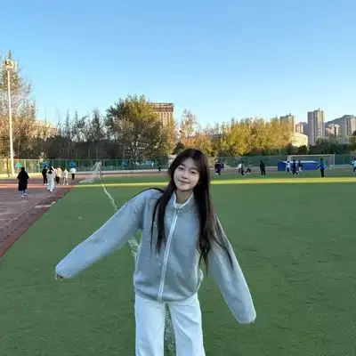 于建